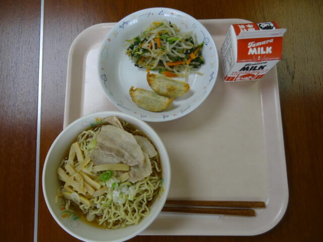 ラーメン給食