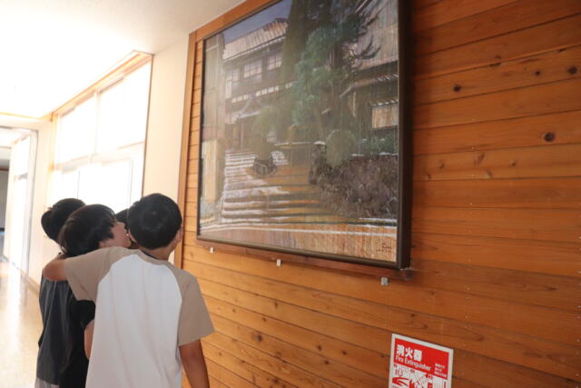絵画を寄贈いただきました