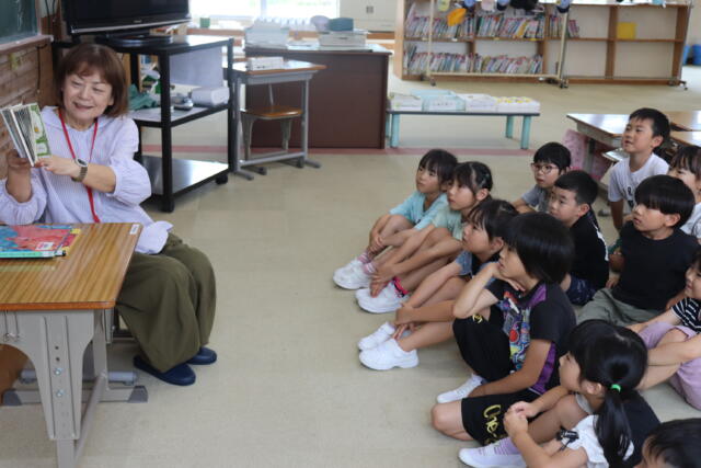 読み聞かせの会③